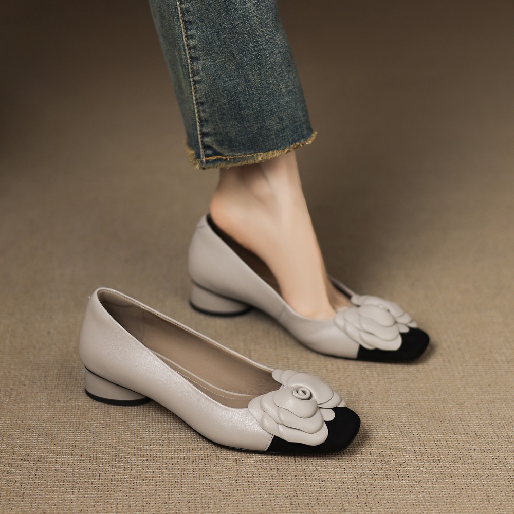 ファッションフラワーシングルシューズ秋の新作スクエアトゥ浅口 - Women'S Shoes Toms のレビューと価格