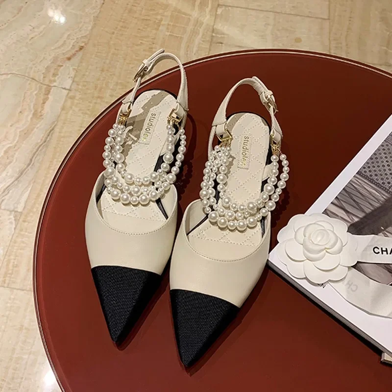 女性ポンプ PU スクエアヒール新しいパールチェーンカラーブ - Low Block Heel Pump のレビューと価格