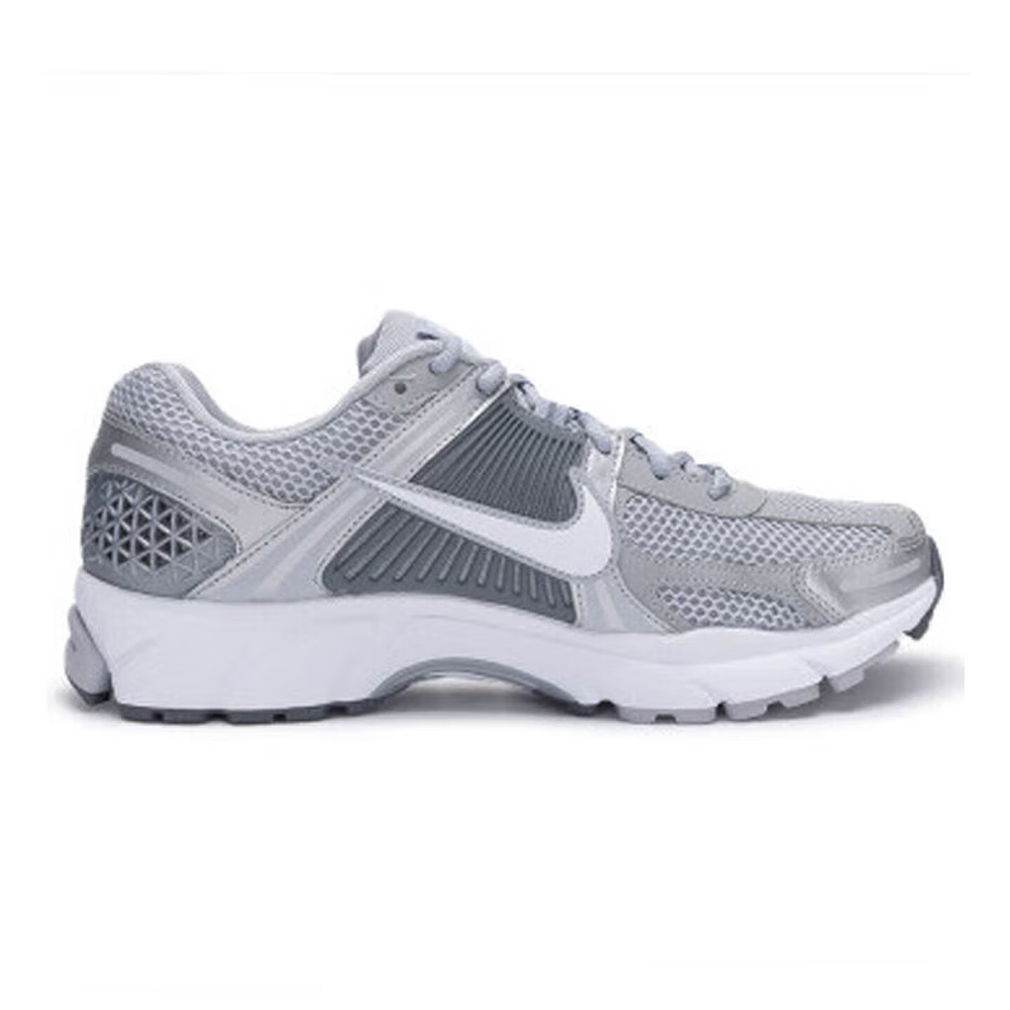 ナイキ ズーム ボメロ 5 ヤンキース ランニング シューズ - Women Shoes Running Nike のレビューと価格