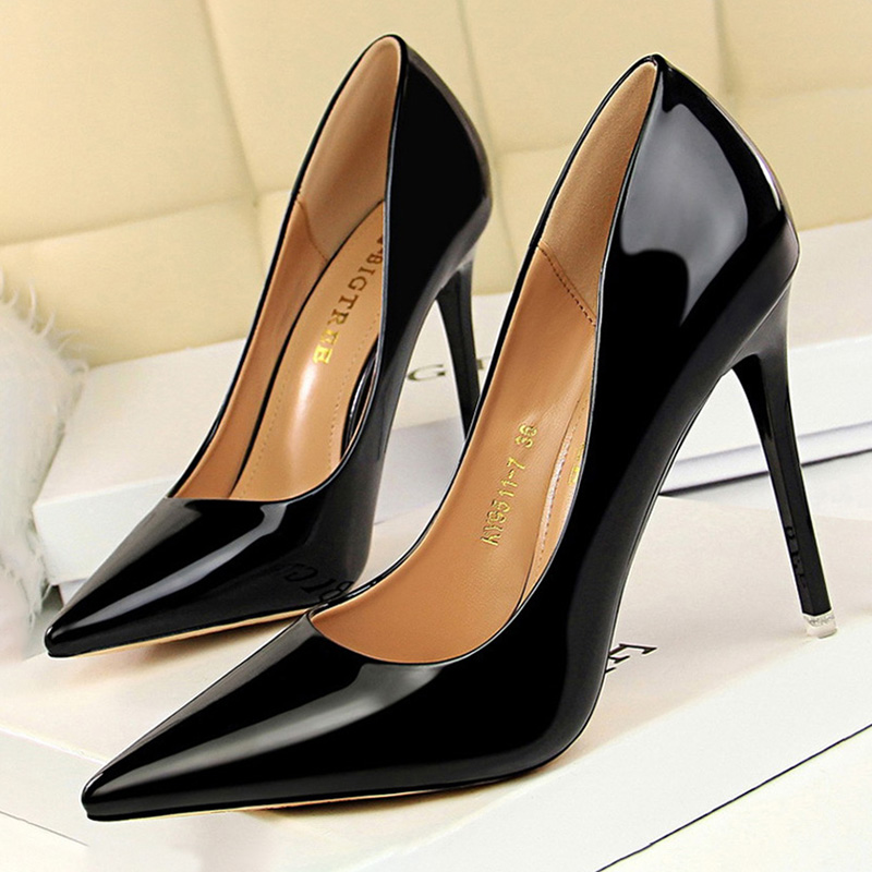 BIGTREE 靴女性パンプスパテントレザーハイヒールの靴女 - Women'S Shoes Big Feet のレビューと価格
