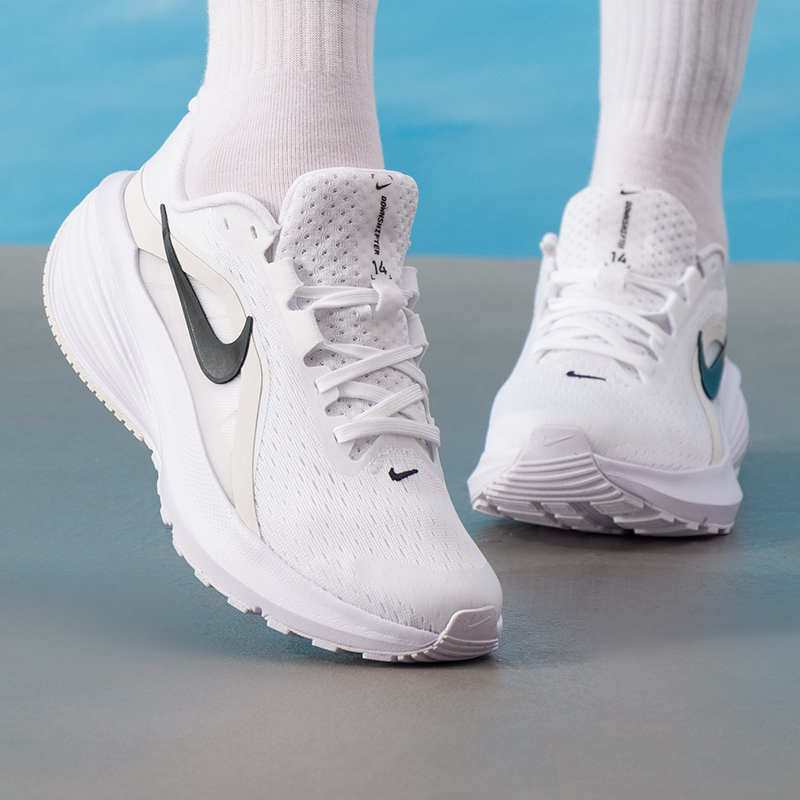 ナイキ レディース スポーツ シューズ ダウンシフター 14 - Women Shoes Running Nike のレビューと価格