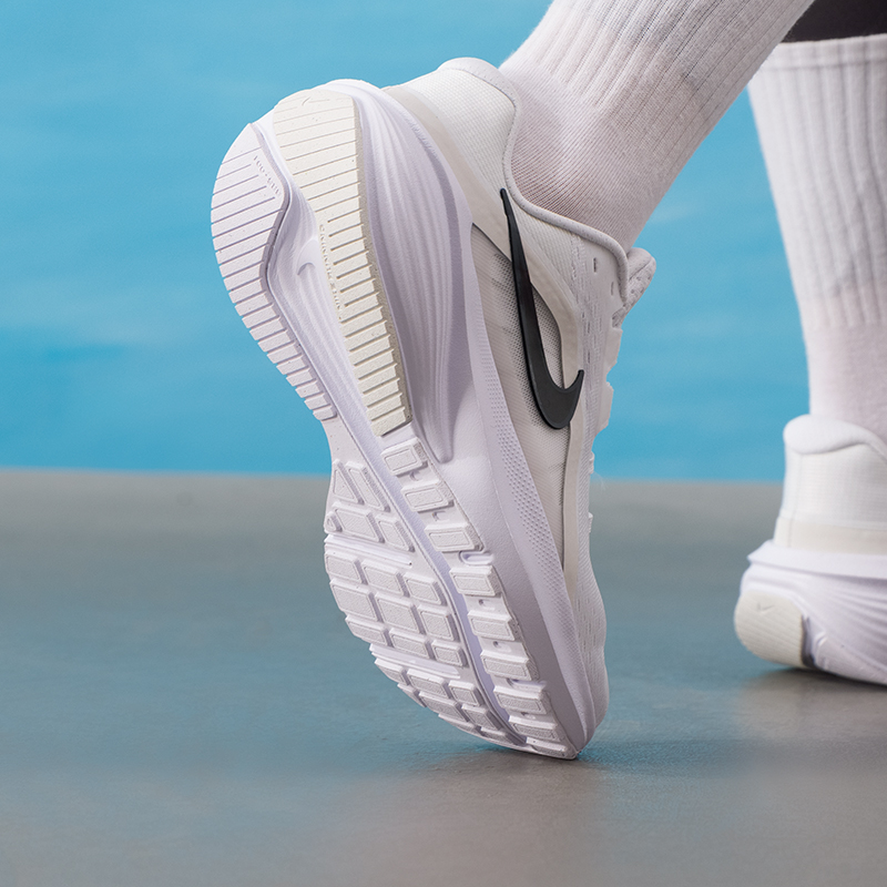 ナイキ レディース スポーツ シューズ ダウンシフター 14 - Women Shoes Running Nike のレビューと価格